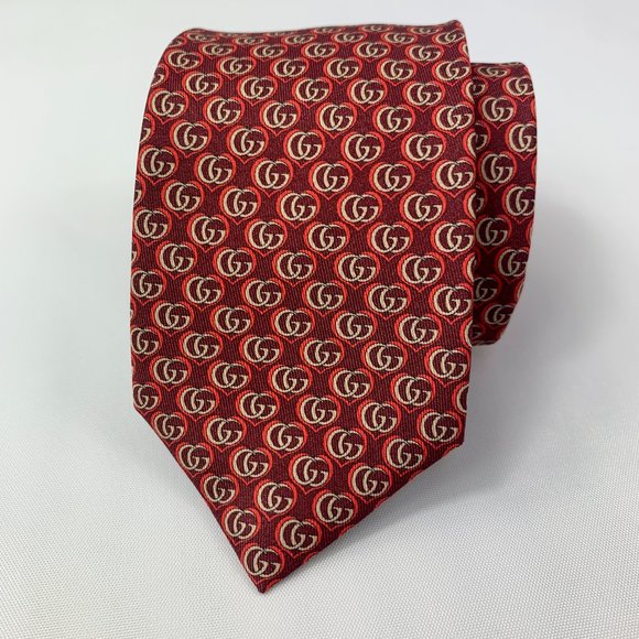 Gucci Silk Twill Love Tie in Red NEW